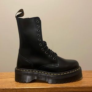 Dr. Martens Jadon Hi Black boots